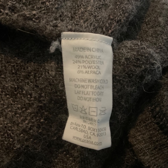 Prana Asymmetrical Hem Cowl Neck Knit Sweater Gray size Small - Picture 8 of 9